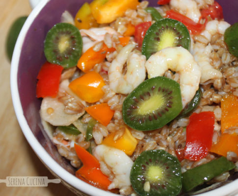 Insalata di farro, daikon gamberetti rosa e Nergi